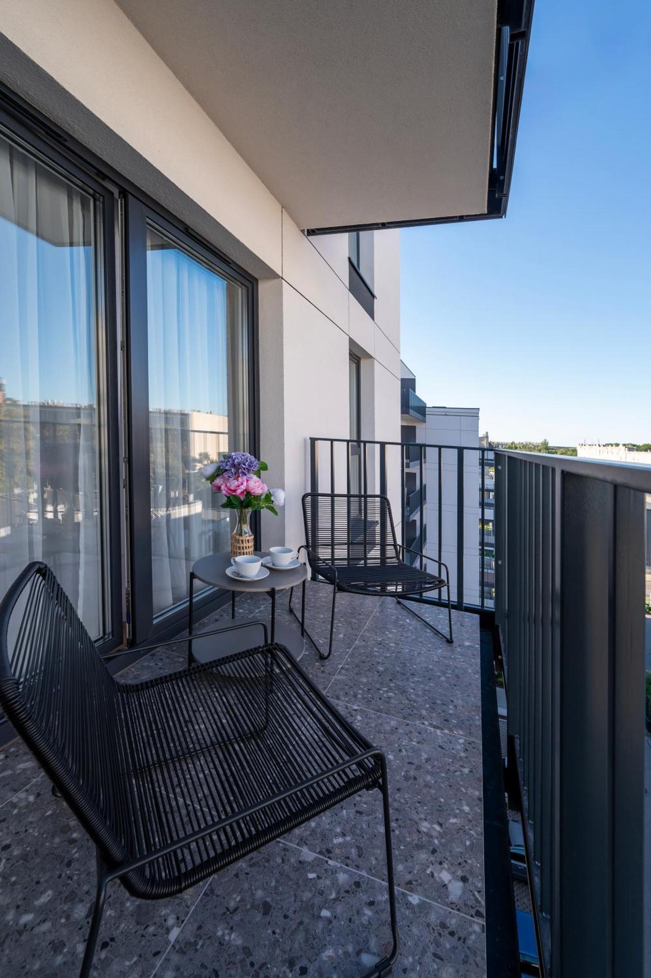 Pomorska Business - Balcony, Workspace - By Rentujemy Apartment Lodz (Lodz)
